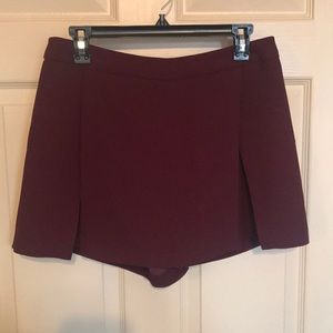 BCBG maroon skort